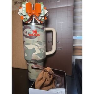 Stanley X Post Malone Multicam Tumbler 40oz With Custom Bow BNWT BNIB | IN HAND